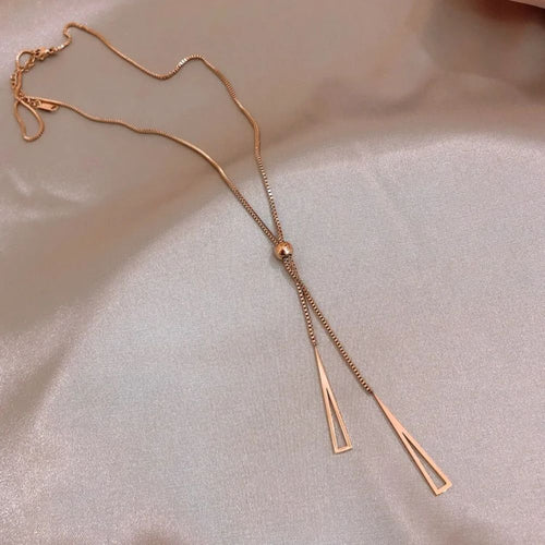 Sliding Knot Pendant Necklace