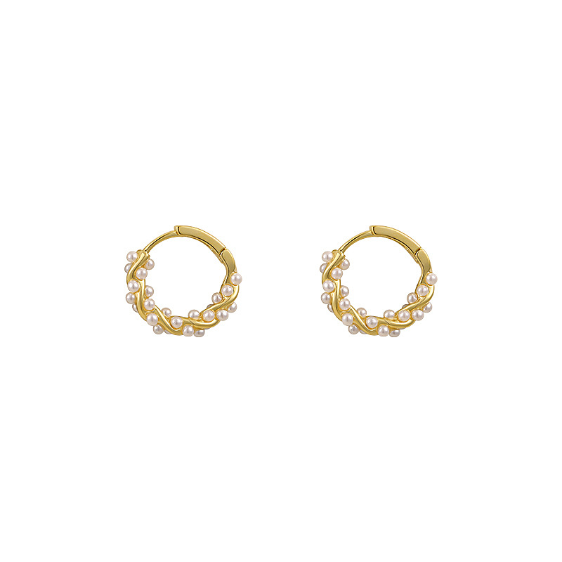 Twisted Pearl Earrings – Elegant Gold Finish