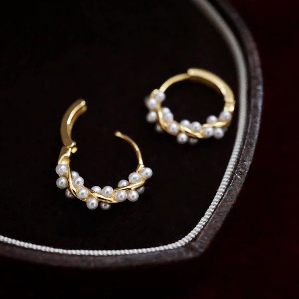 Twisted Pearl Earrings – Elegant Gold Finish