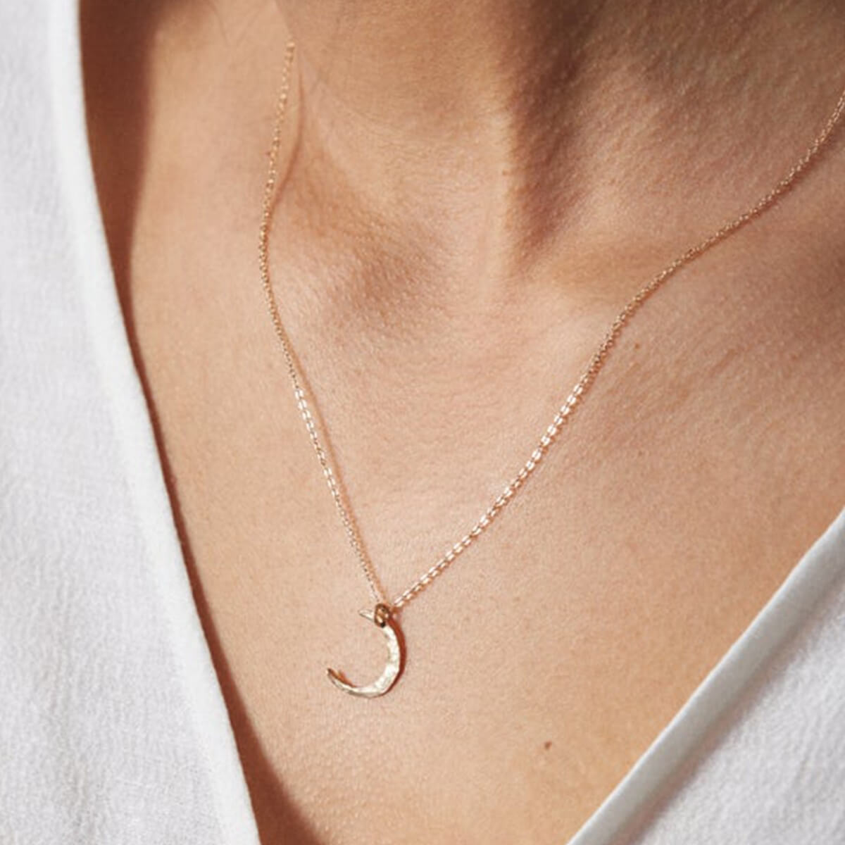 Moon Phase Pendant Necklace – 3-Moon Design