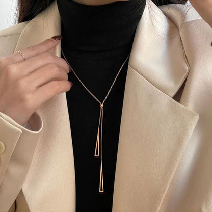 Sliding Knot Pendant Necklace